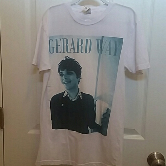 Hot Topic | Shirts | Gerard Way Milk 